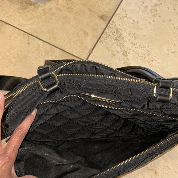 Marc New York, Andrew Marc satchel with lots of zippered sections! - Picture 8 of 9